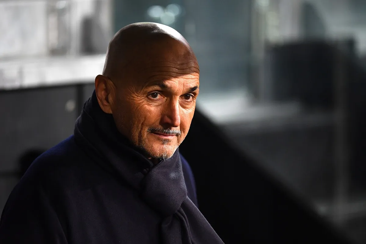 Pelatih Luciano Spalletti di pinggir lapangan bersama skuad Juventus
