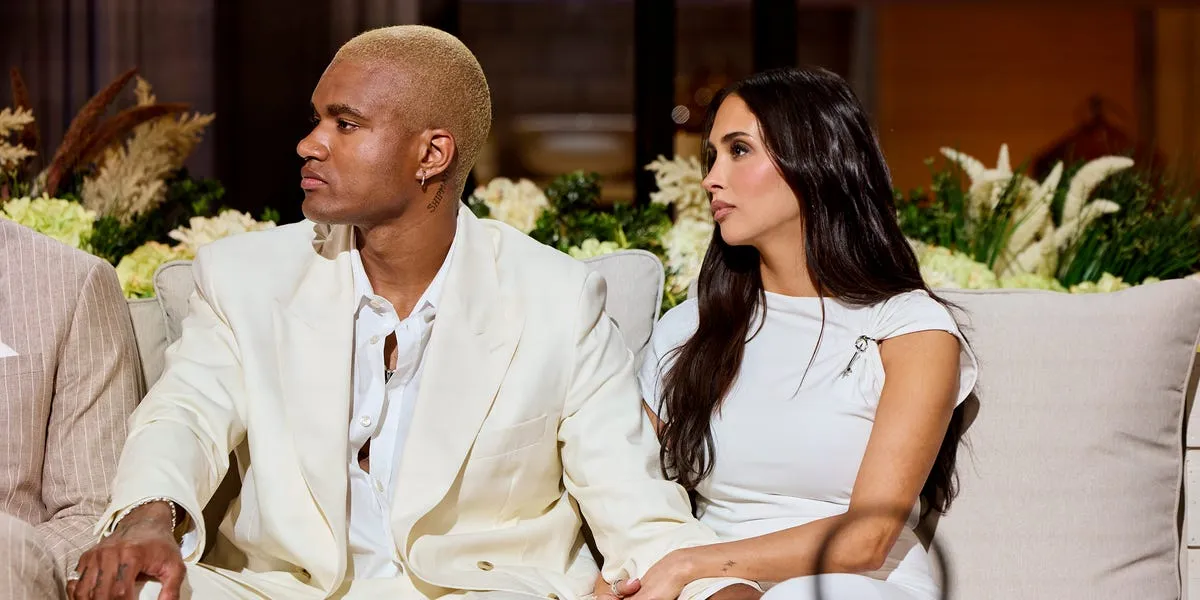 Bintang Summer House KJ Dillard dan Dara Levitan saat menghadiri acara di New York