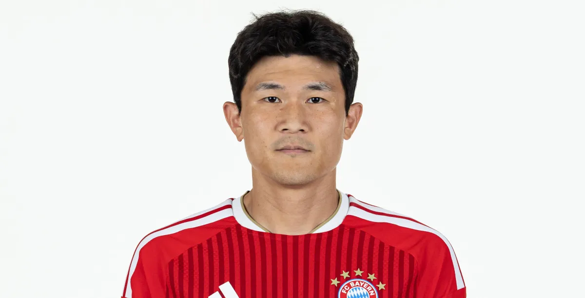 Bek Bayern Munich Kim Min-jae saat berlatih menghadapi bursa transfer musim panas