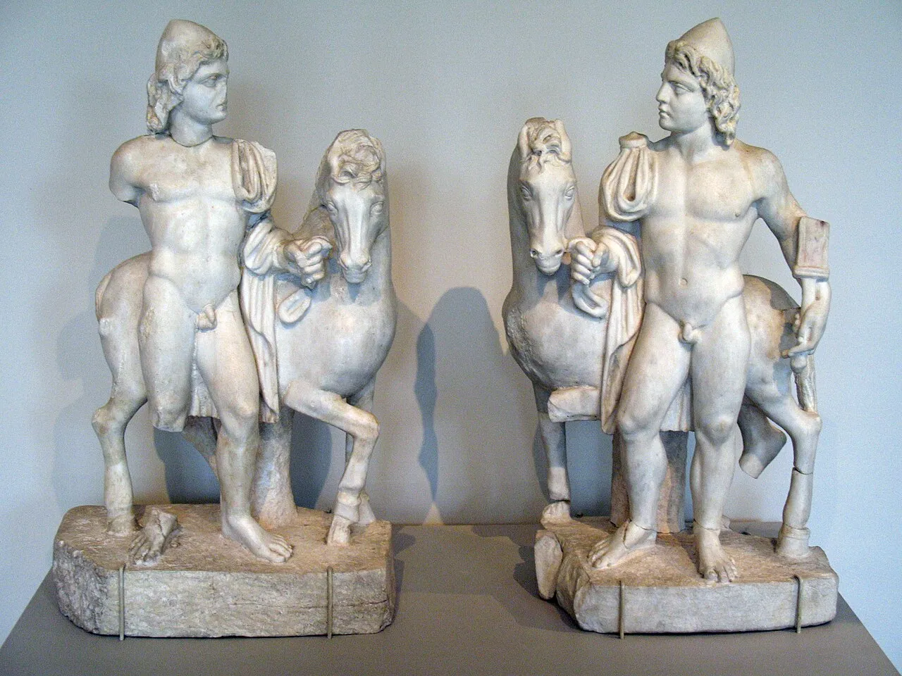 Ilustrasi klasik Castor dan Pollux dalam mitologi Yunani
