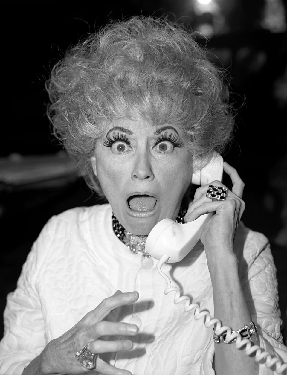 Potret pelawak legendaris Phyllis Diller semasa aktif di dunia hiburan