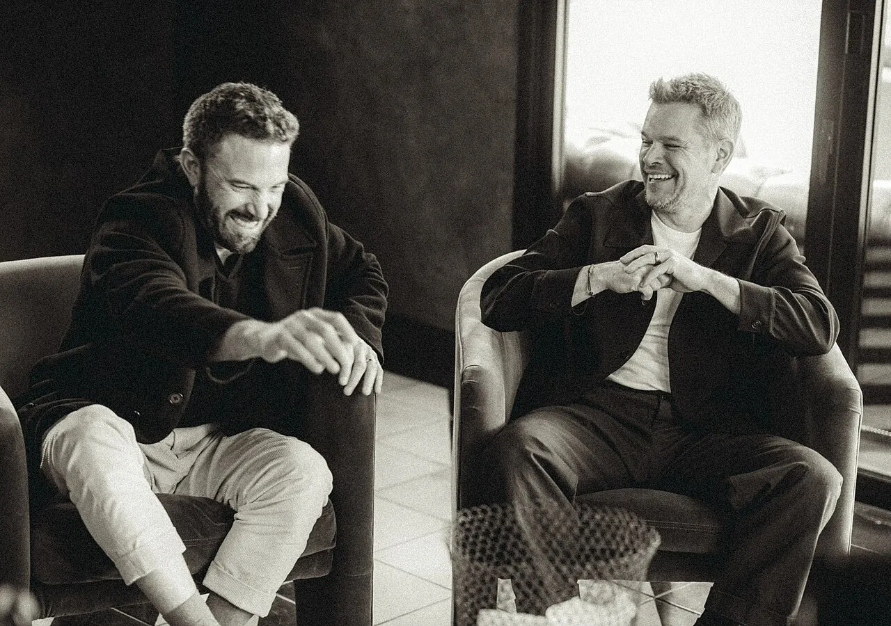 Aktor Ben Affleck dan Matt Damon dalam sebuah acara penghargaan film