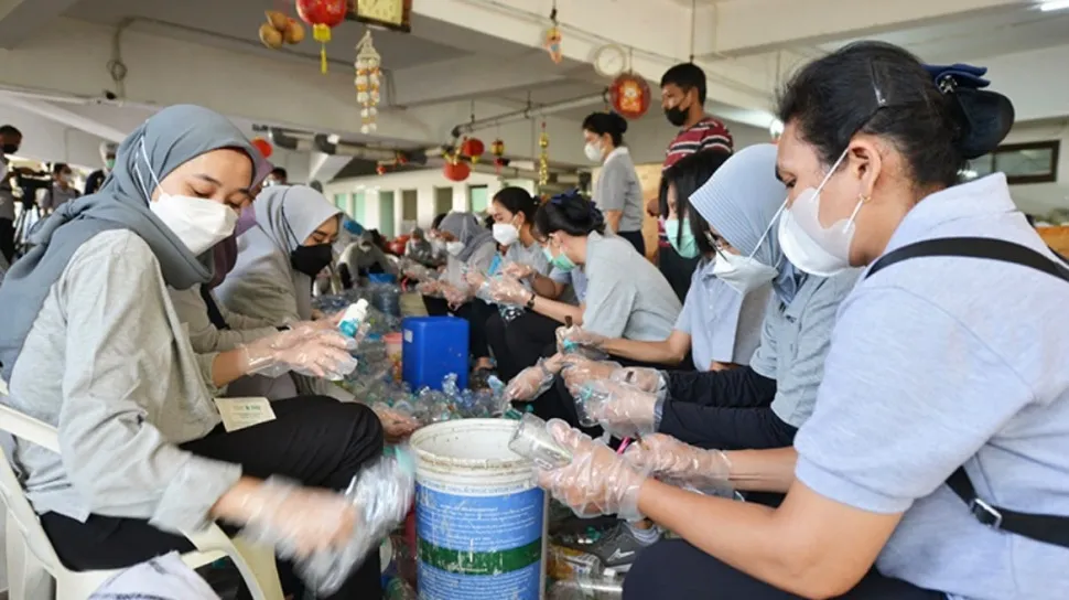 Sampah plastik di Aloha diolah menjadi furnitur estetik