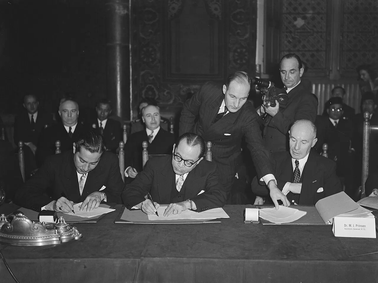 Gedung tempat pelaksanaan Konferensi Meja Bundar di Den Haag tahun 1949