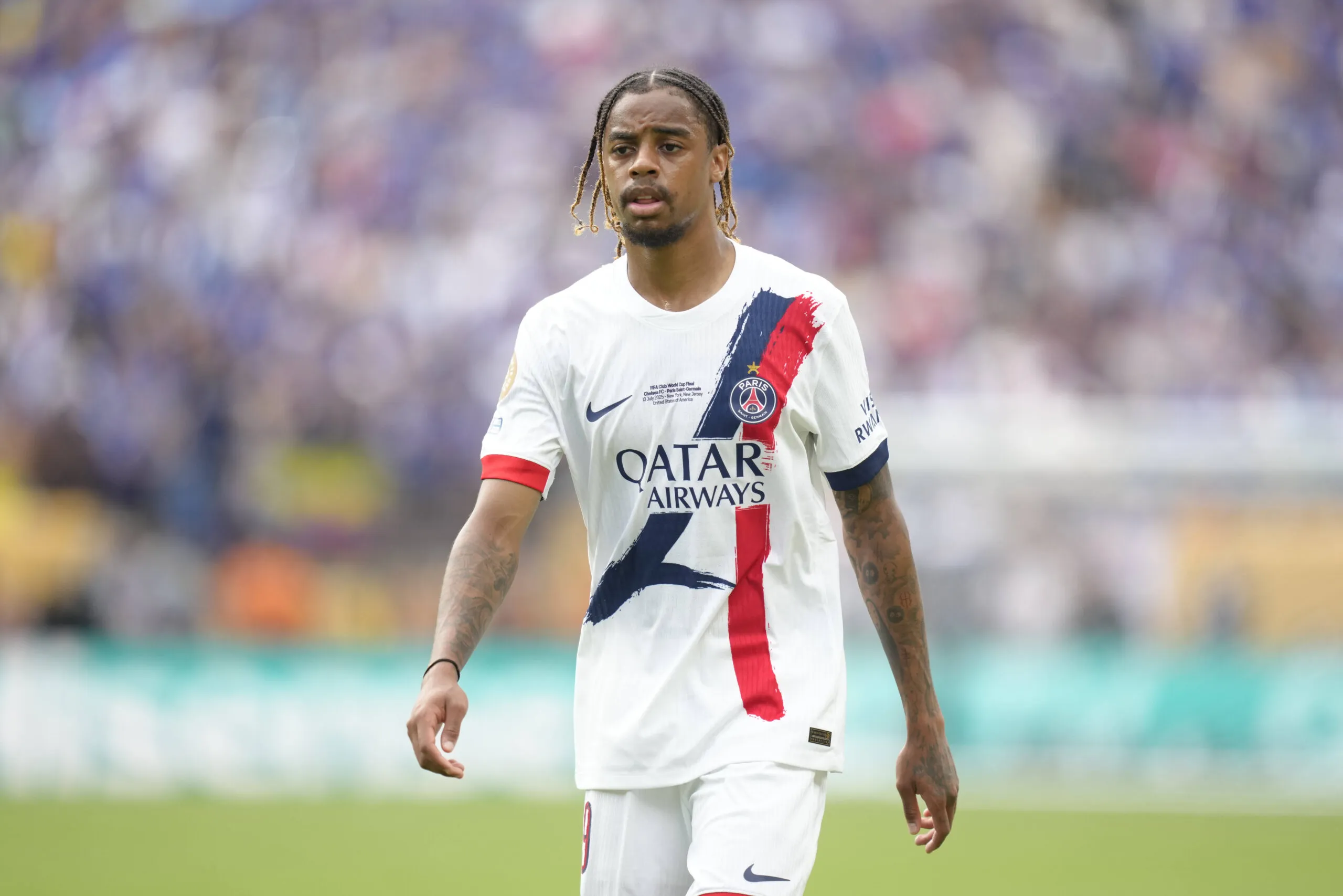 Liverpool diprediksi rampungkan transfer Bradley Barcola dari PSG pekan ini