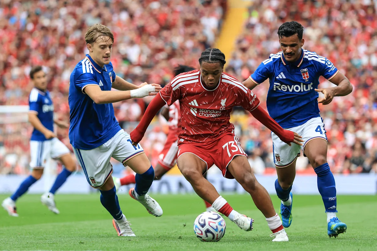 Liverpool menang 2-0 atas Como berkat gol Cody Gakpo dan Jacquet di Anfield