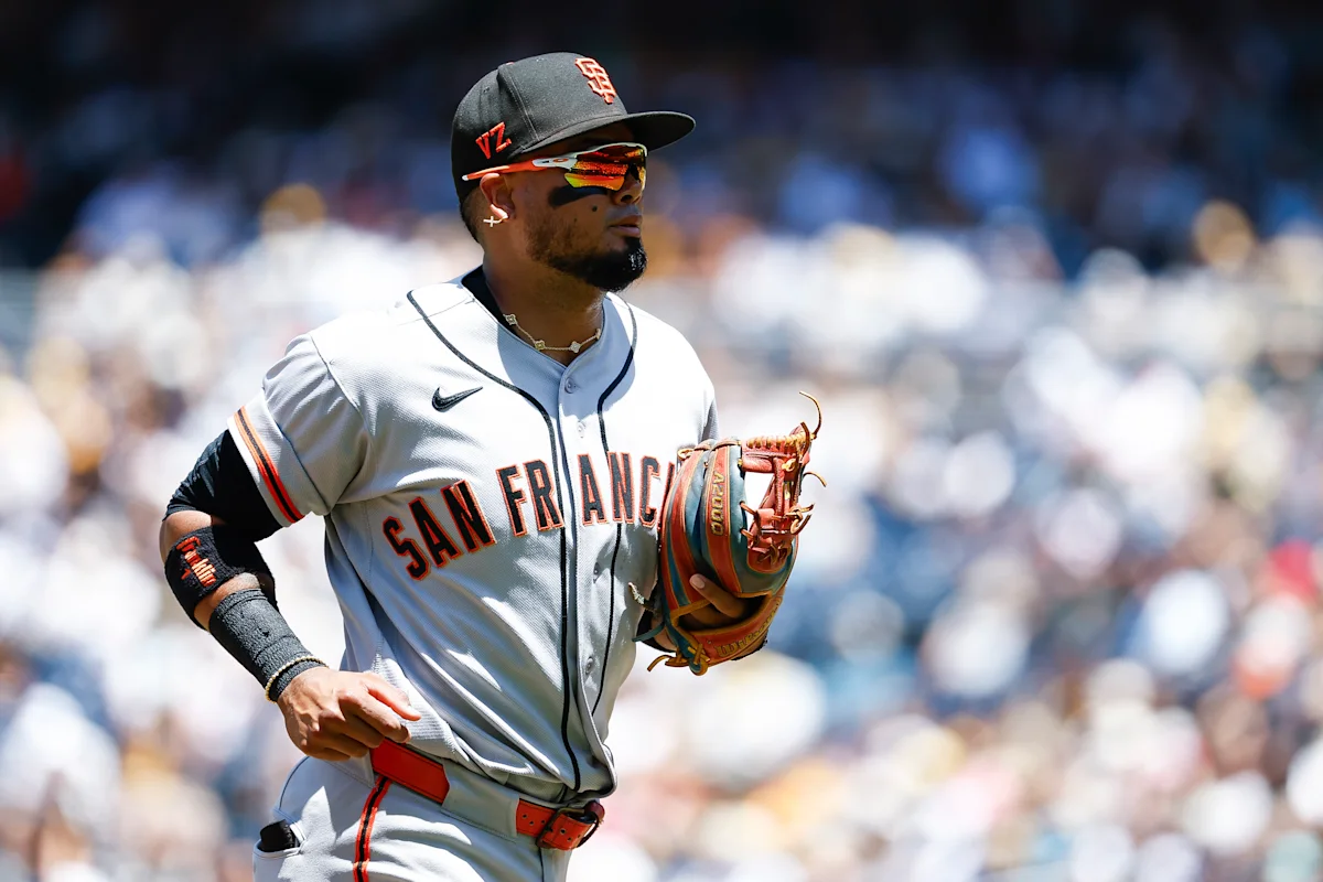 Aksi bintang MLB Luis Arraez yang kini resmi memperkuat Philadelphia Phillies dalam bursa transfer 2026