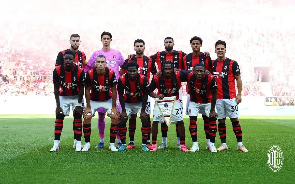 Pertandingan sepak bola pramusim antara AC Milan dan Manchester United
