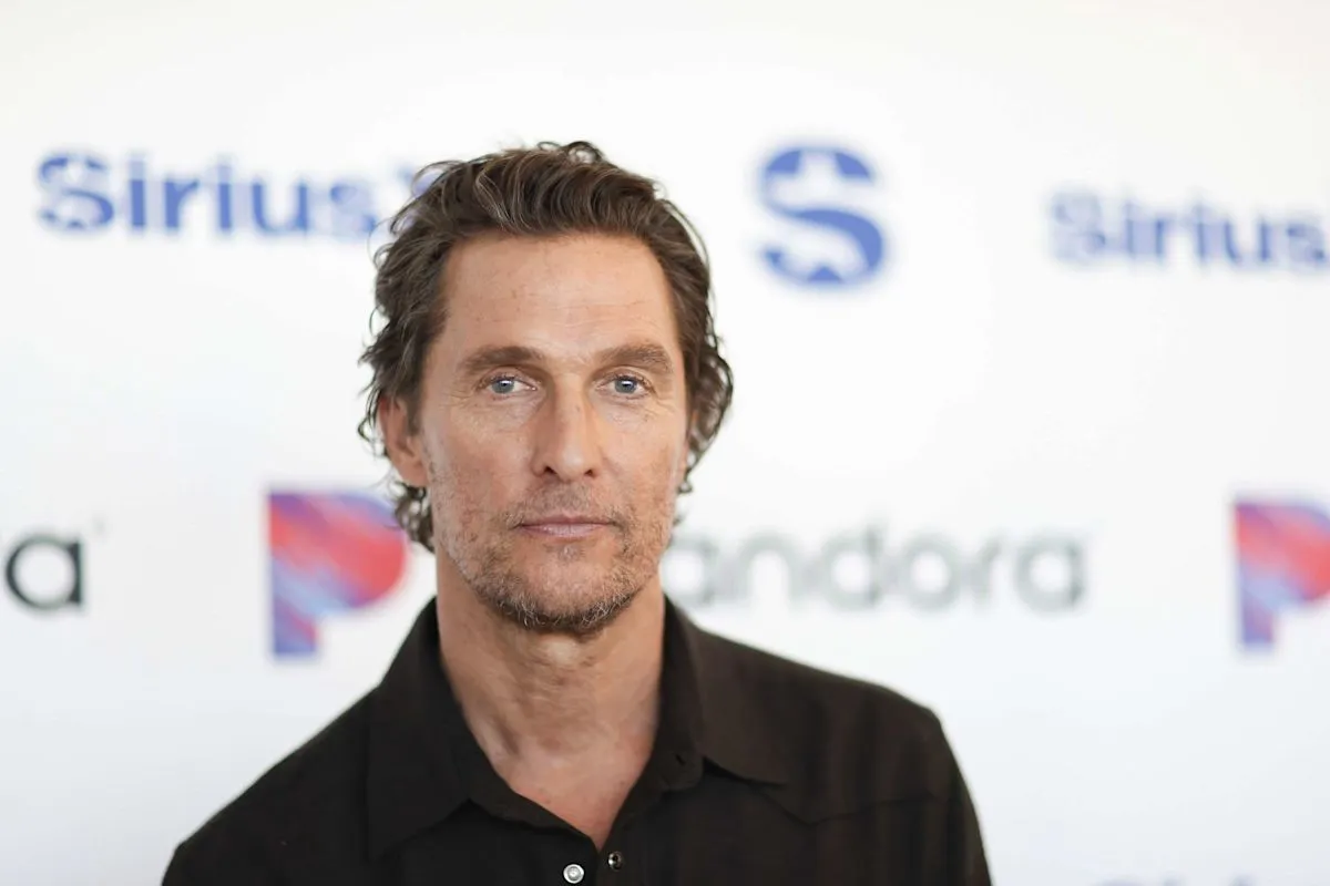 Matthew McConaughey berbagi pandangan mendalam mengenai perannya sebagai ayah bagi ketiga anaknya
