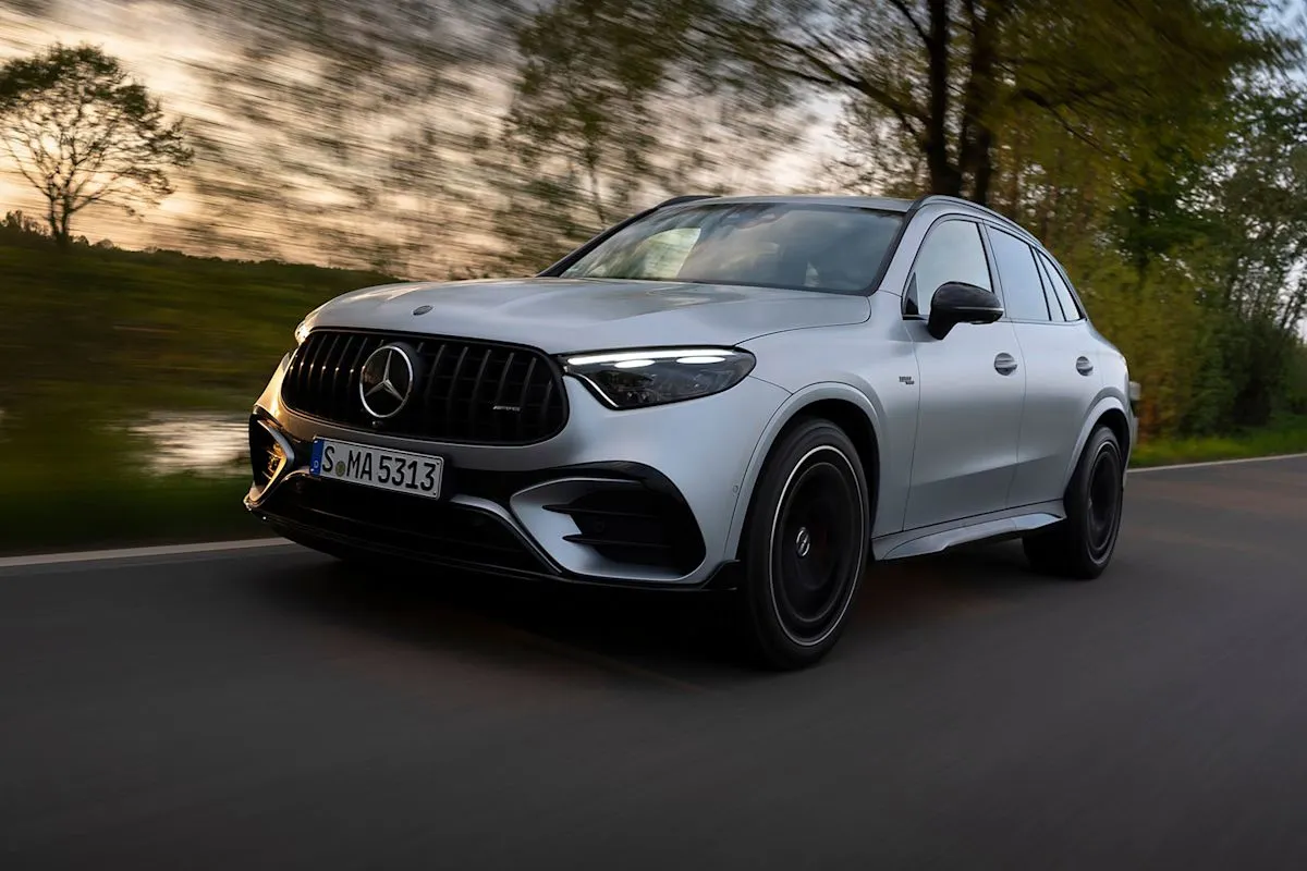 Mercedes-AMG GLC 53 hadir dengan mesin 6 silinder bertenaga 449 bhp