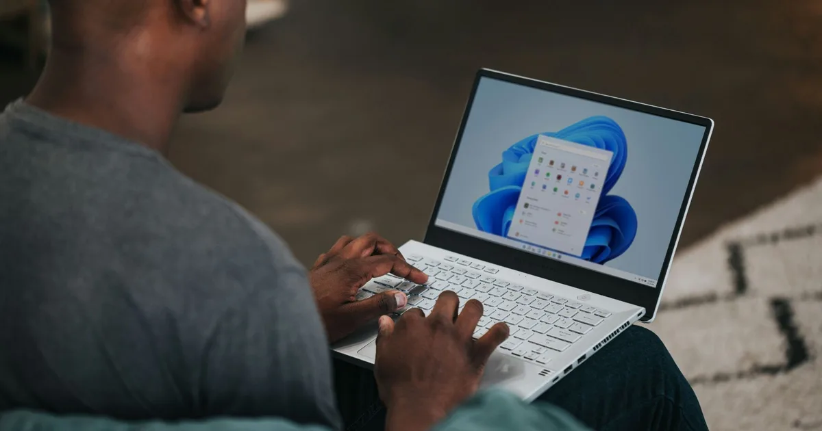 Tangkapan layar Windows 11 sebagai ilustrasi integrasi kecerdasan buatan untuk analisis performa sistem