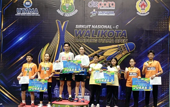 Klub Mutiara Cardinal Bandung keluar sebagai juara umum Sirnas C Bandung 2026