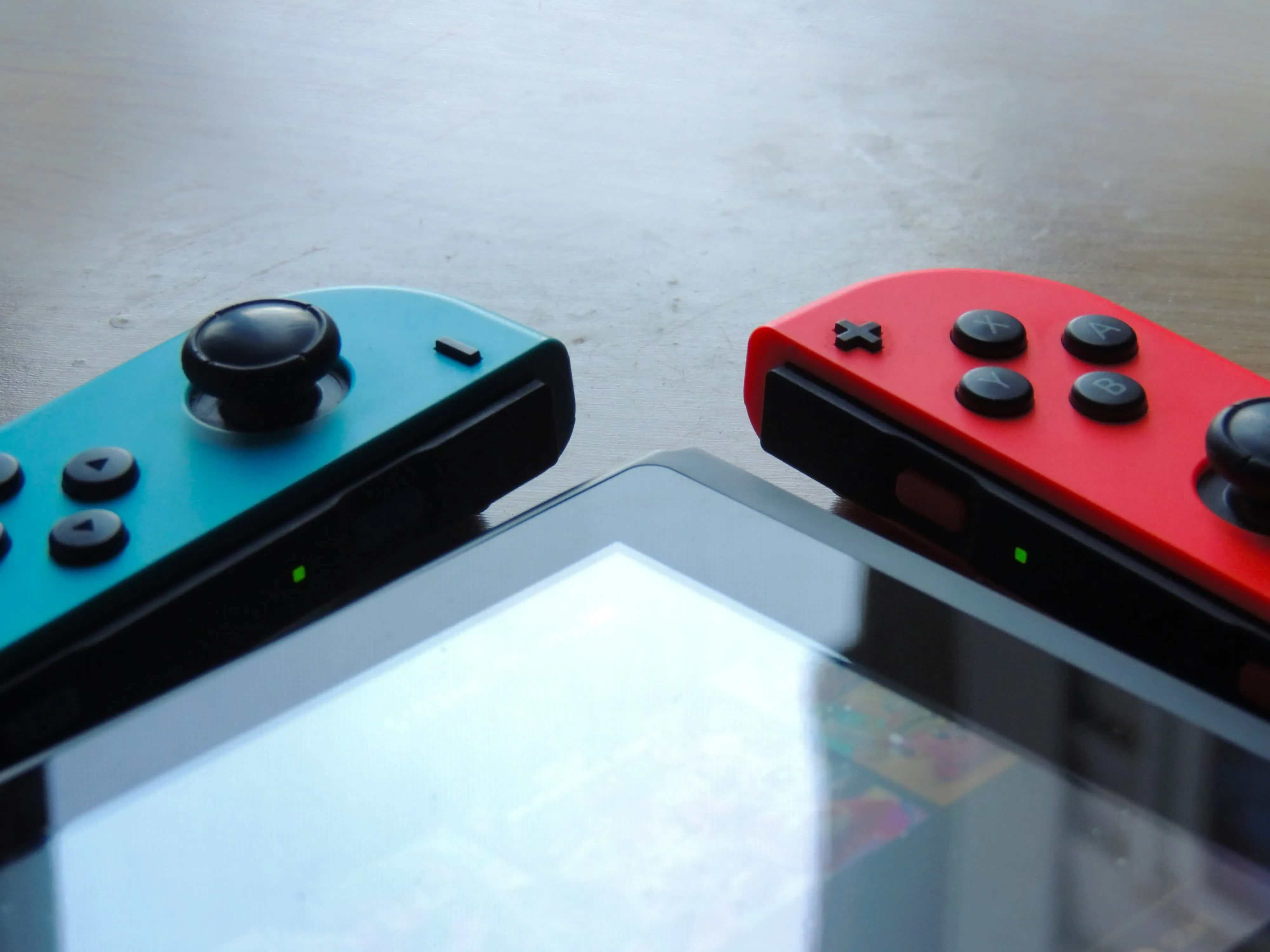 Konsol Nintendo Switch 2 dengan angka penjualan fantastis di tahun pertama
