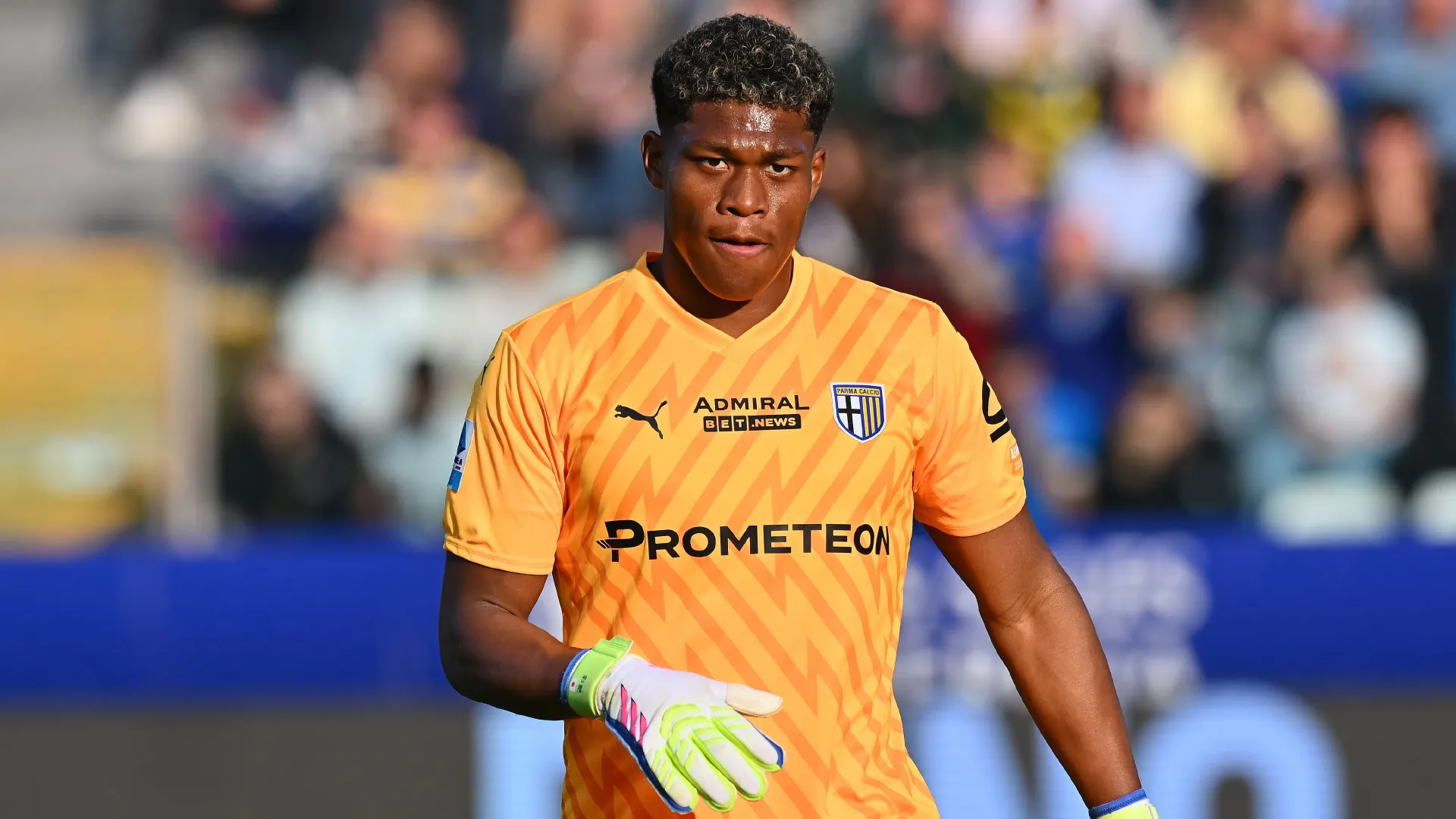 Zion Suzuki kiper Parma dalam incaran Paris Saint-Germain bursa transfer