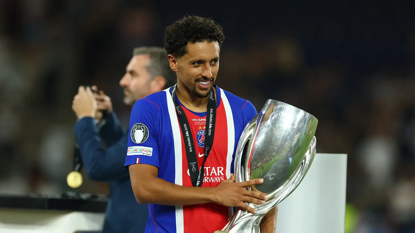 Pemain Paris Saint-Germain merayakan kemenangan menjelang laga final Trophée des Champions