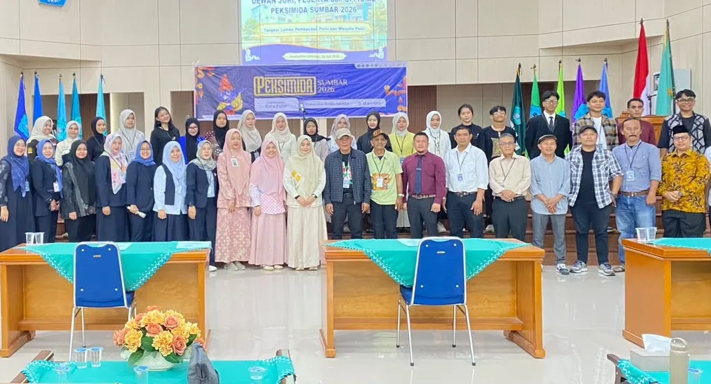Suasana perlombaan seni mahasiswa dalam ajang Peksimida Sumatera Barat