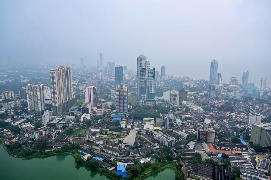 Pemandangan umum ibu kota Sri Lanka Colombo di tengah ancaman cuaca ekstrem