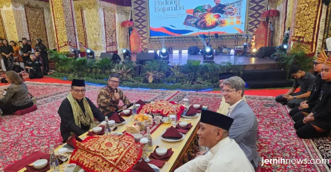 Gubernur Sumbar dukung Kota Padang menuju Kota Gastronomi Internasional