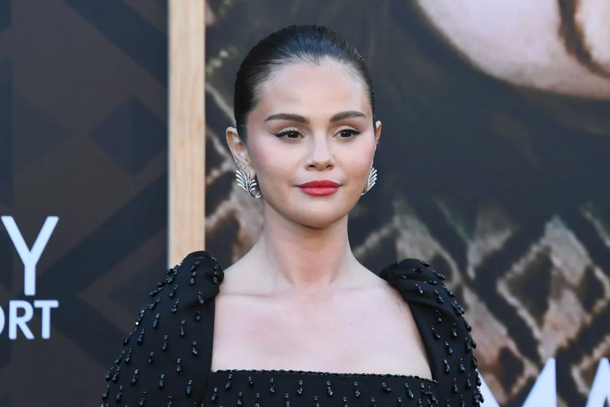 Selena Gomez bersama para pendiri startup kesehatan mental Wondermind