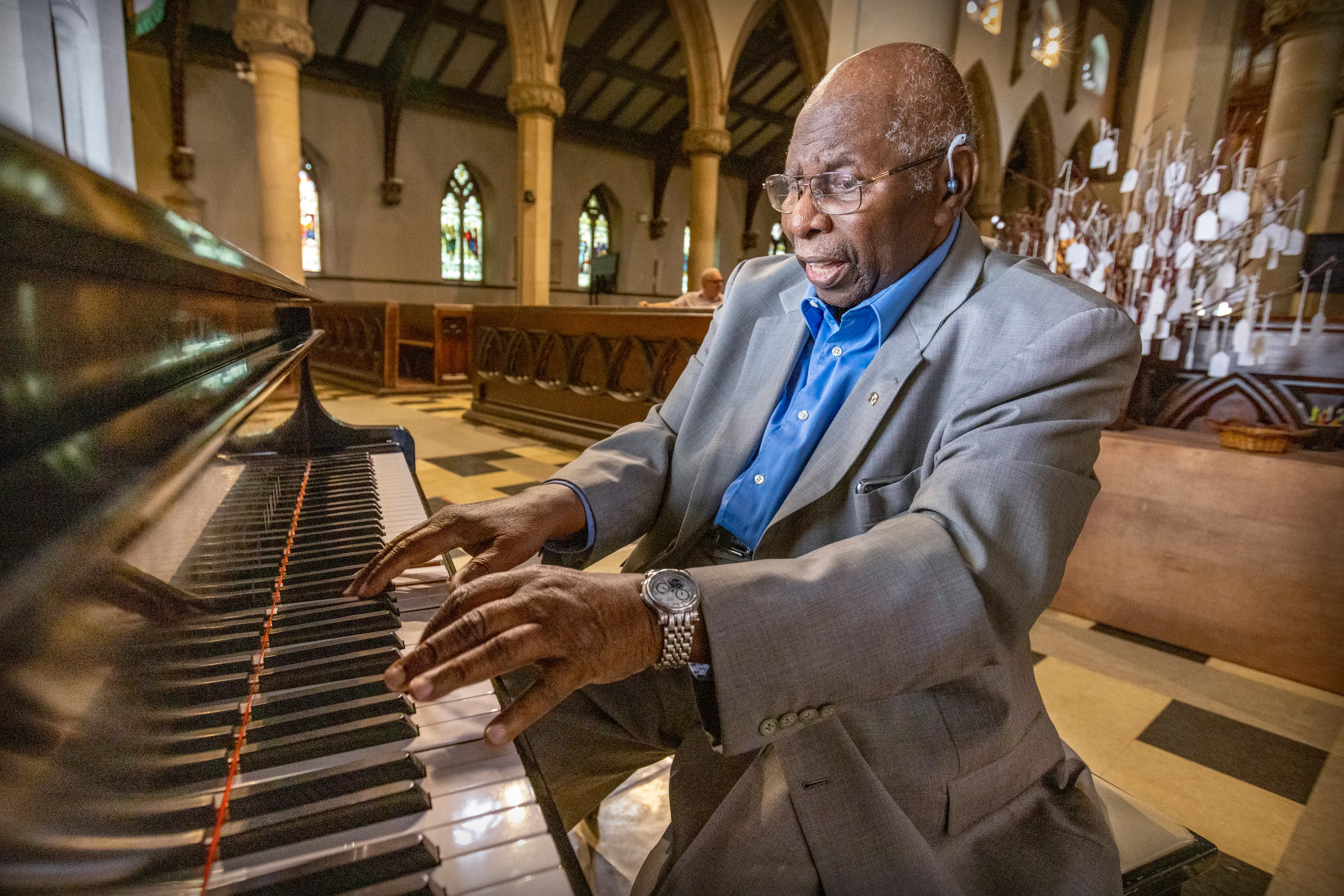 Suasana Balai Kota Montreal saat persiapan penghormatan terakhir untuk legenda jazz Oliver Jones