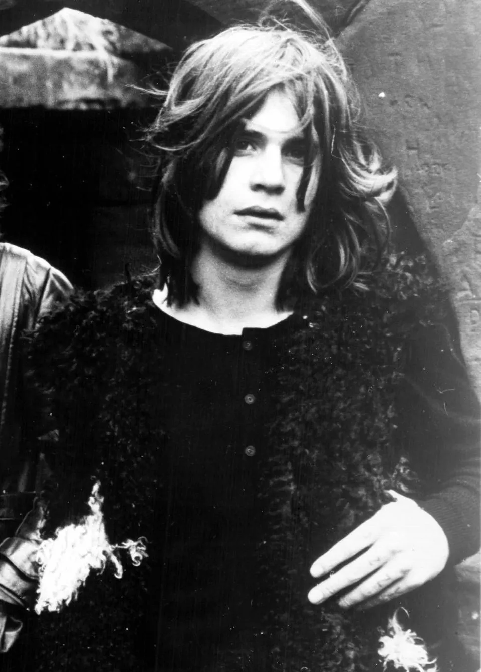 Ilustrasi potret Ozzy Osbourne sebagai ikon musik heavy metal dunia