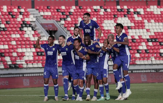 Skuad Persib Bandung merayakan kemenangan atas Persija Jakarta di Piala Presiden