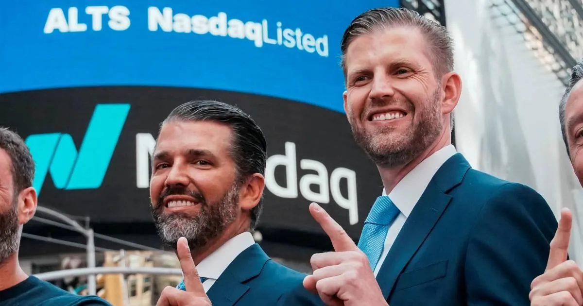 Perusahaan kripto dukungan keluarga Trump bekerja sama dengan platform penyedia model kecerdasan buatan asal China