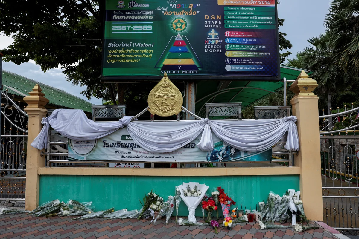 Perdana Menteri Thailand Anutin Charnvirakul membahas aturan baru senjata api pasca penembakan