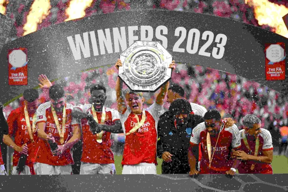 Pertandingan Arsenal menghadapi Manchester City di ajang Community Shield