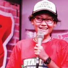 Profil komika dan pemeran multitalenta Aci Resti