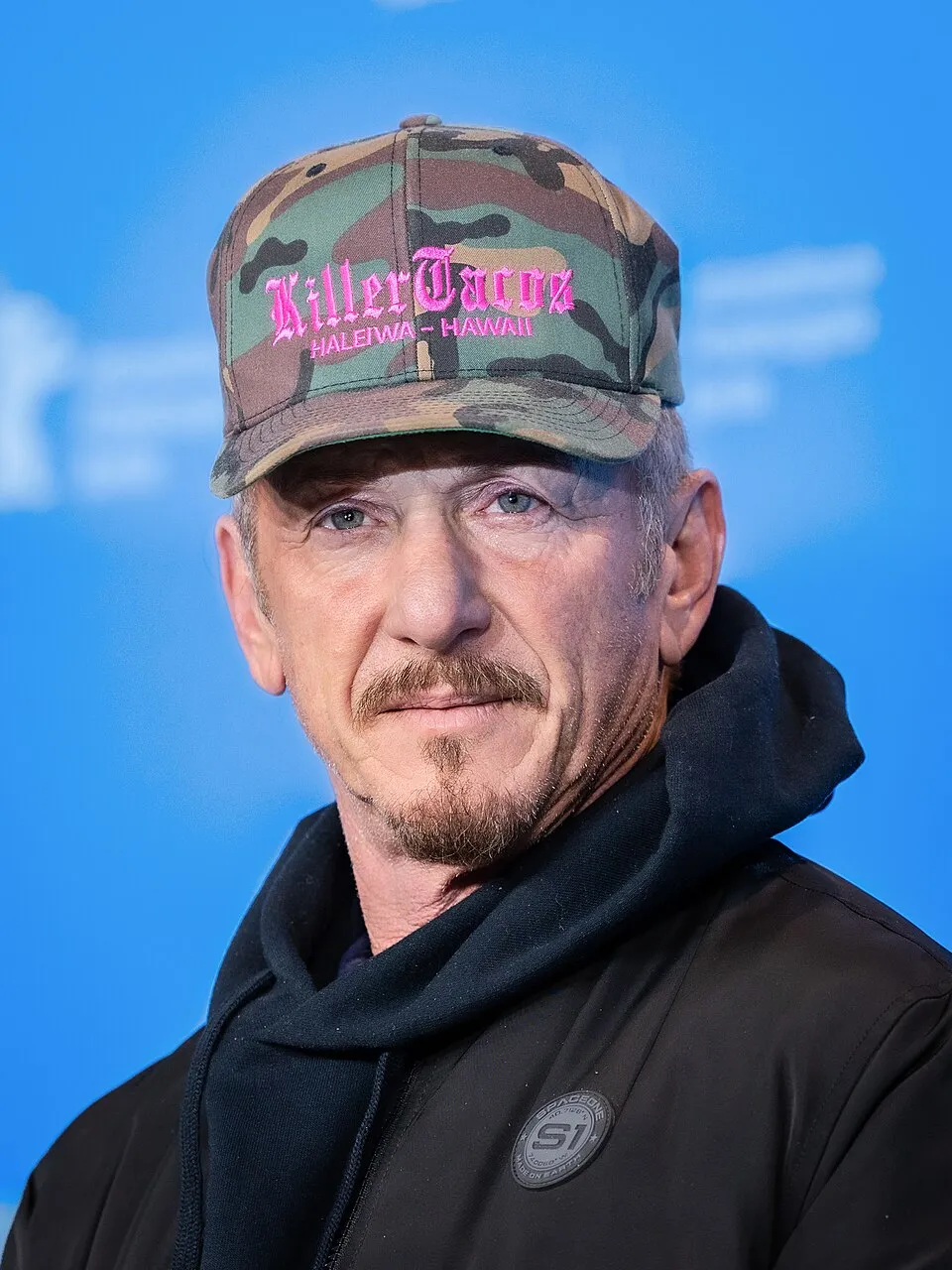 Potret aktor dan sutradara Hollywood Sean Penn sebagai subjek artikel profil