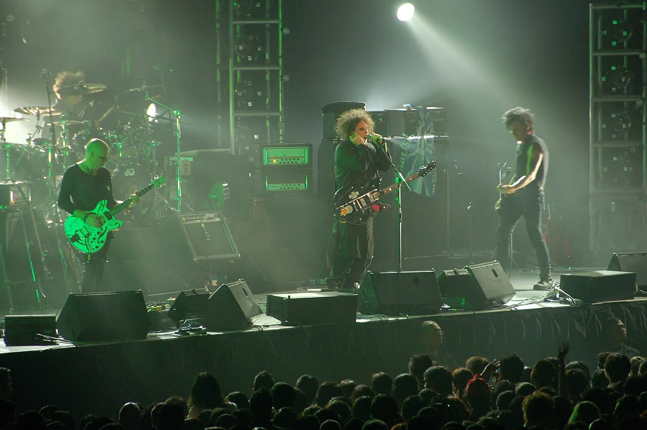 Ilustrasi profil band legendaris asal Inggris The Cure