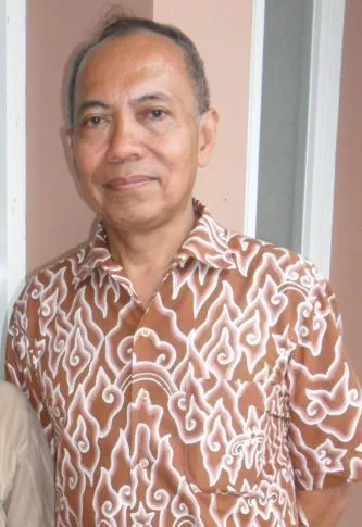 Profil Bondan Winarno jurnalis senior dan pakar kuliner pencetus mak nyus