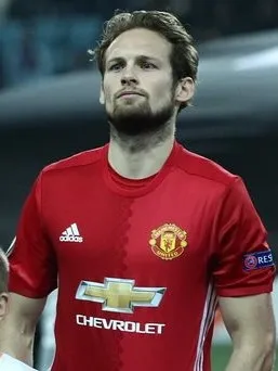 Potret Daley Blind pesepak bola profesional asal Belanda dalam balutan seragam klub
