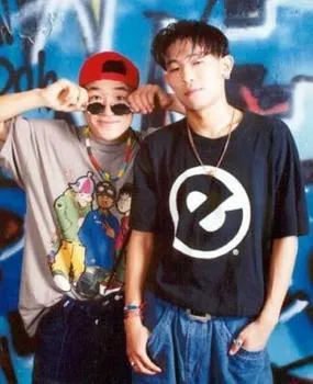 Ilustrasi grup musik legendaris Korea Selatan Deux