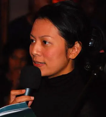 Profil Dewi Lestari penulis novel populer Supernova di Indonesia