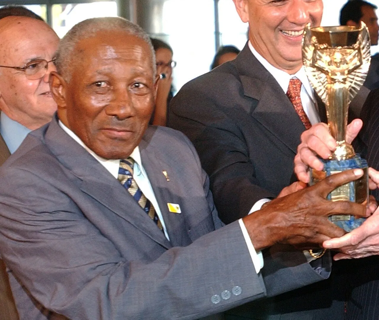 Djalma Santos legenda timnas Brasil peraih dua gelar Piala Dunia