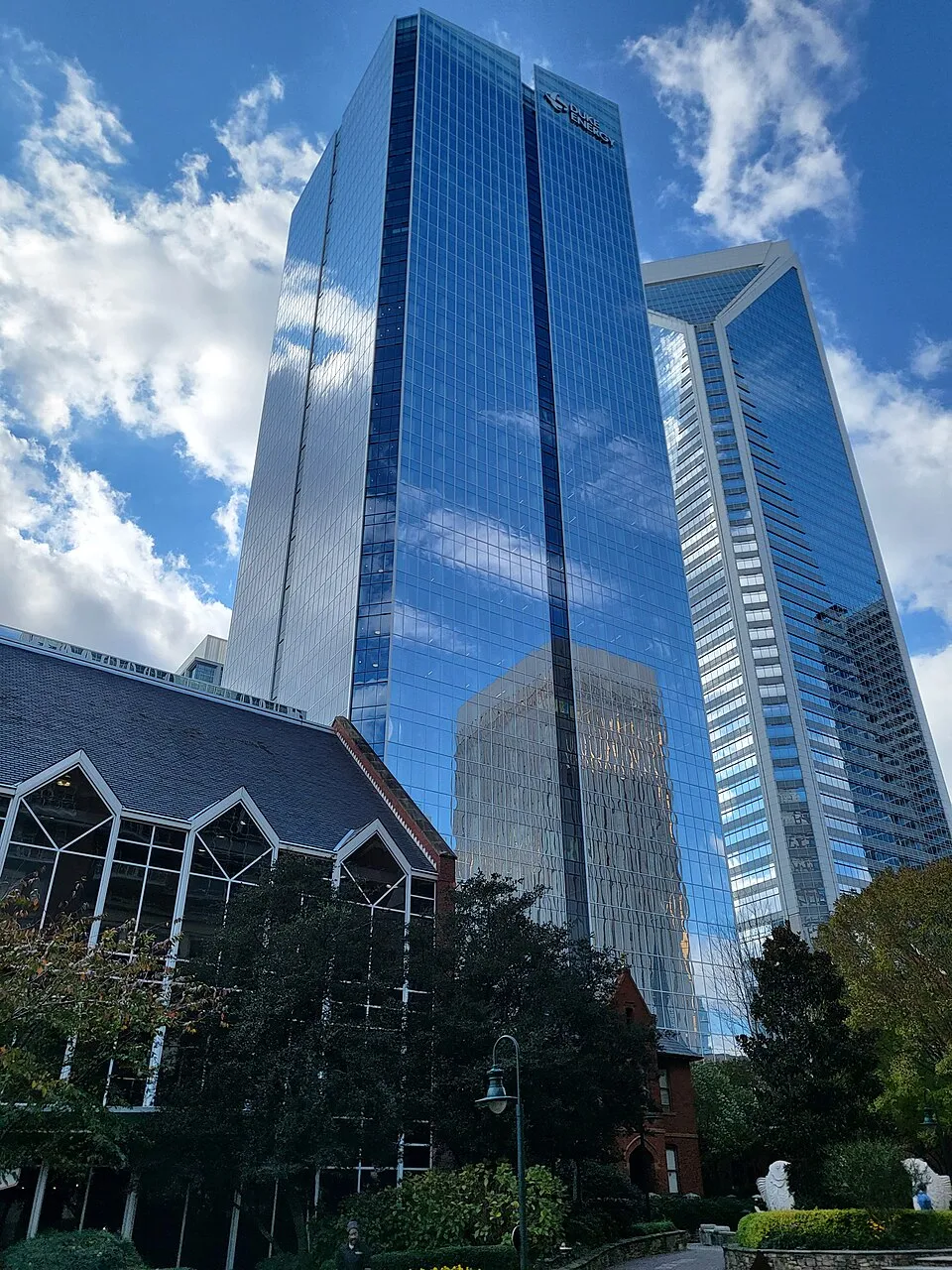 Gedung kantor pusat Duke Energy Corporation di Charlotte North Carolina