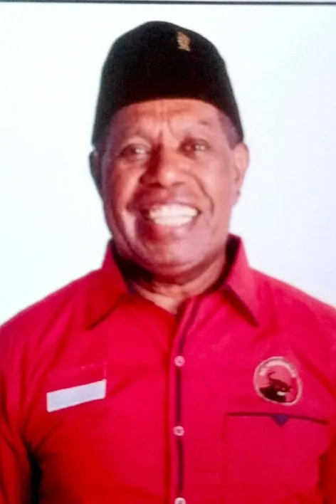 Edo Kondologit saat menghadiri kegiatan sebagai anggota DPRD Papua Barat Daya