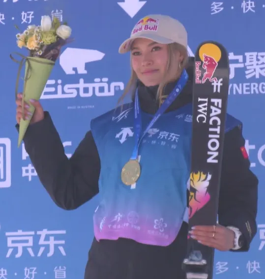 Potret Eileen Gu atlet freestyle ski dunia peraih rekor medali Olimpiade