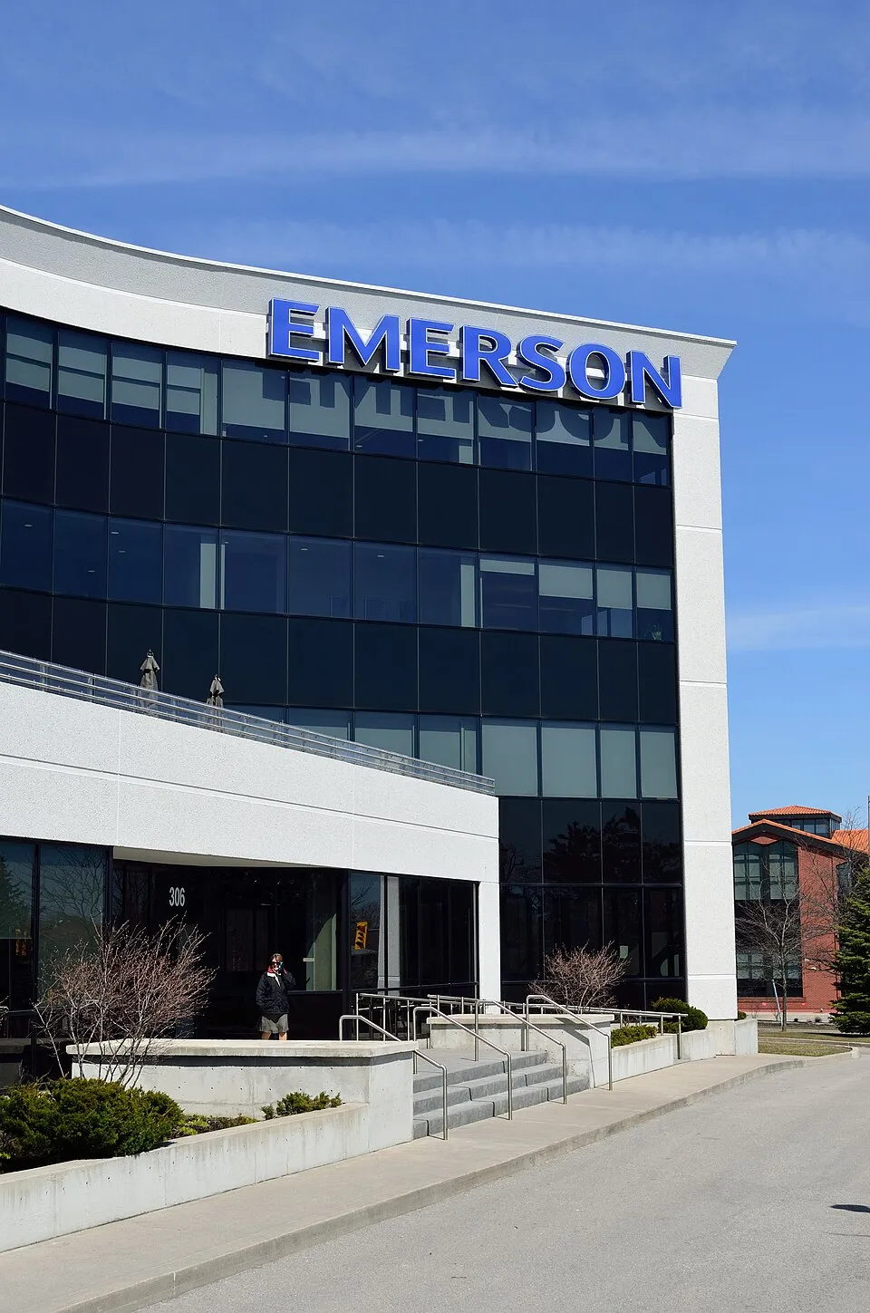 Gedung kantor pusat Emerson Electric Co di St. Louis Missouri