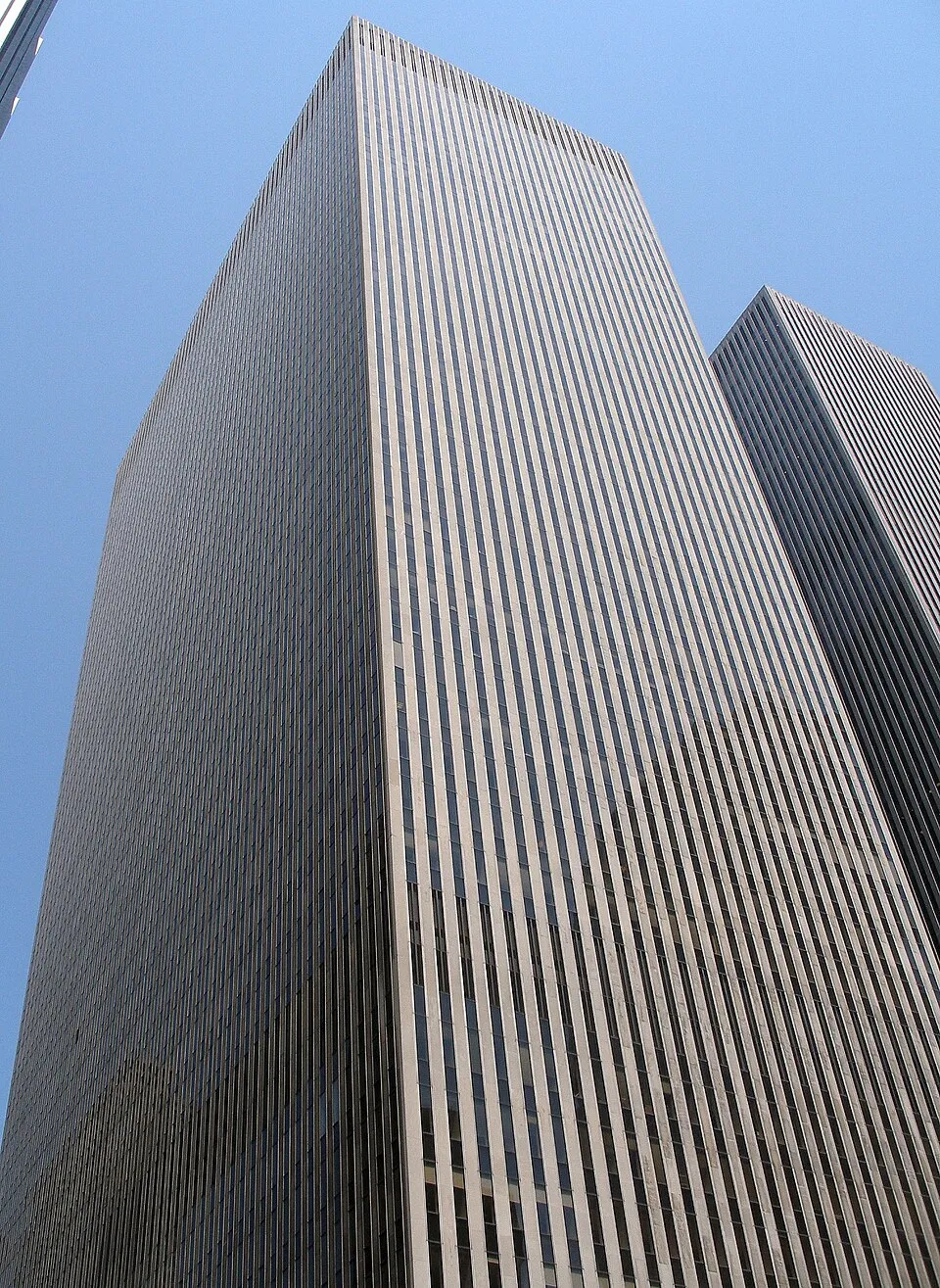 Gedung kantor pusat Fox Corporation di Midtown Manhattan New York