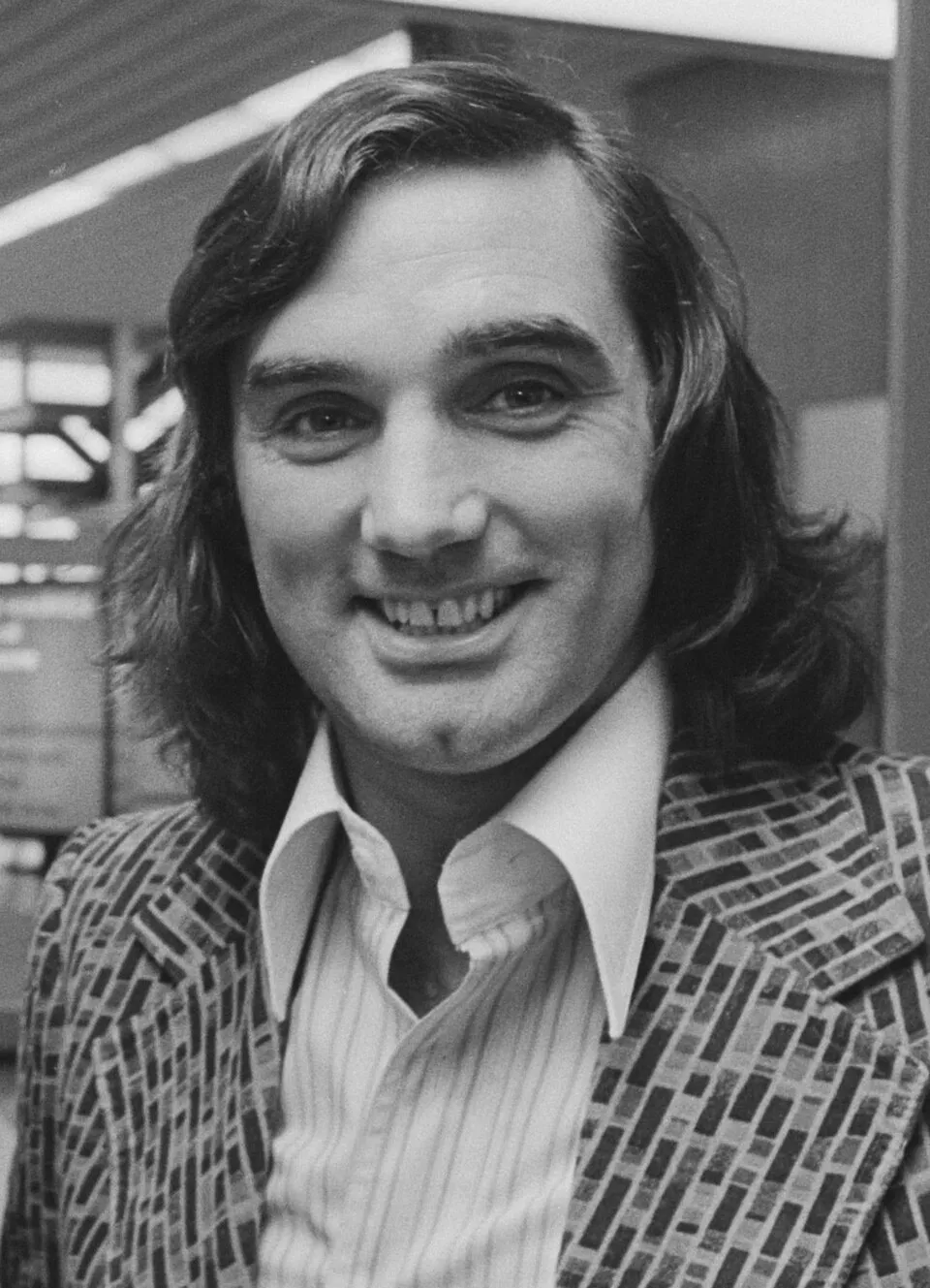 Legenda sepak bola Manchester United George Best semasa aktif bermain