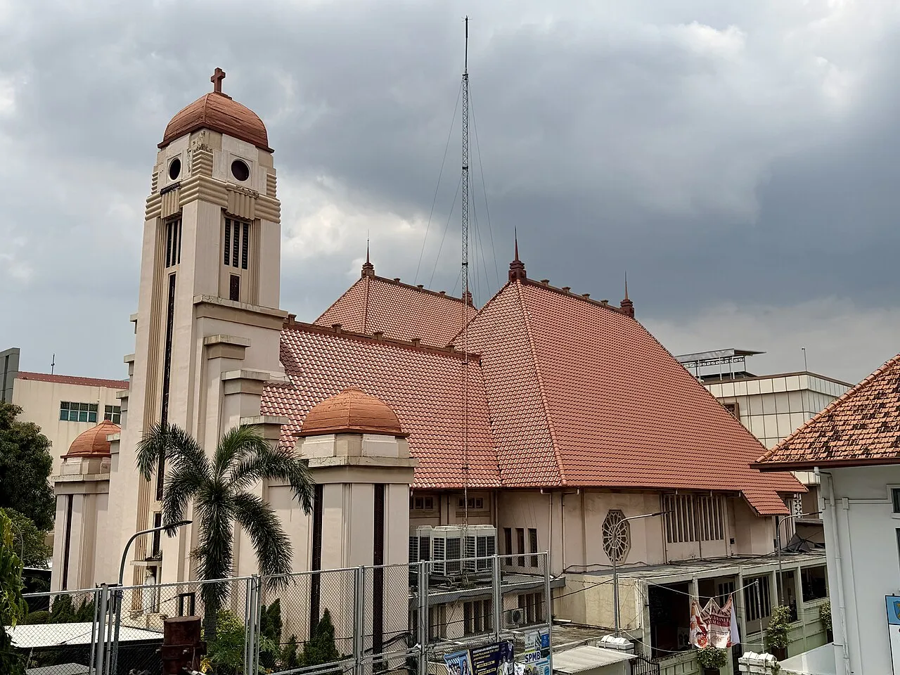 Gereja Santo Yoseph Matraman di Jakarta Timur