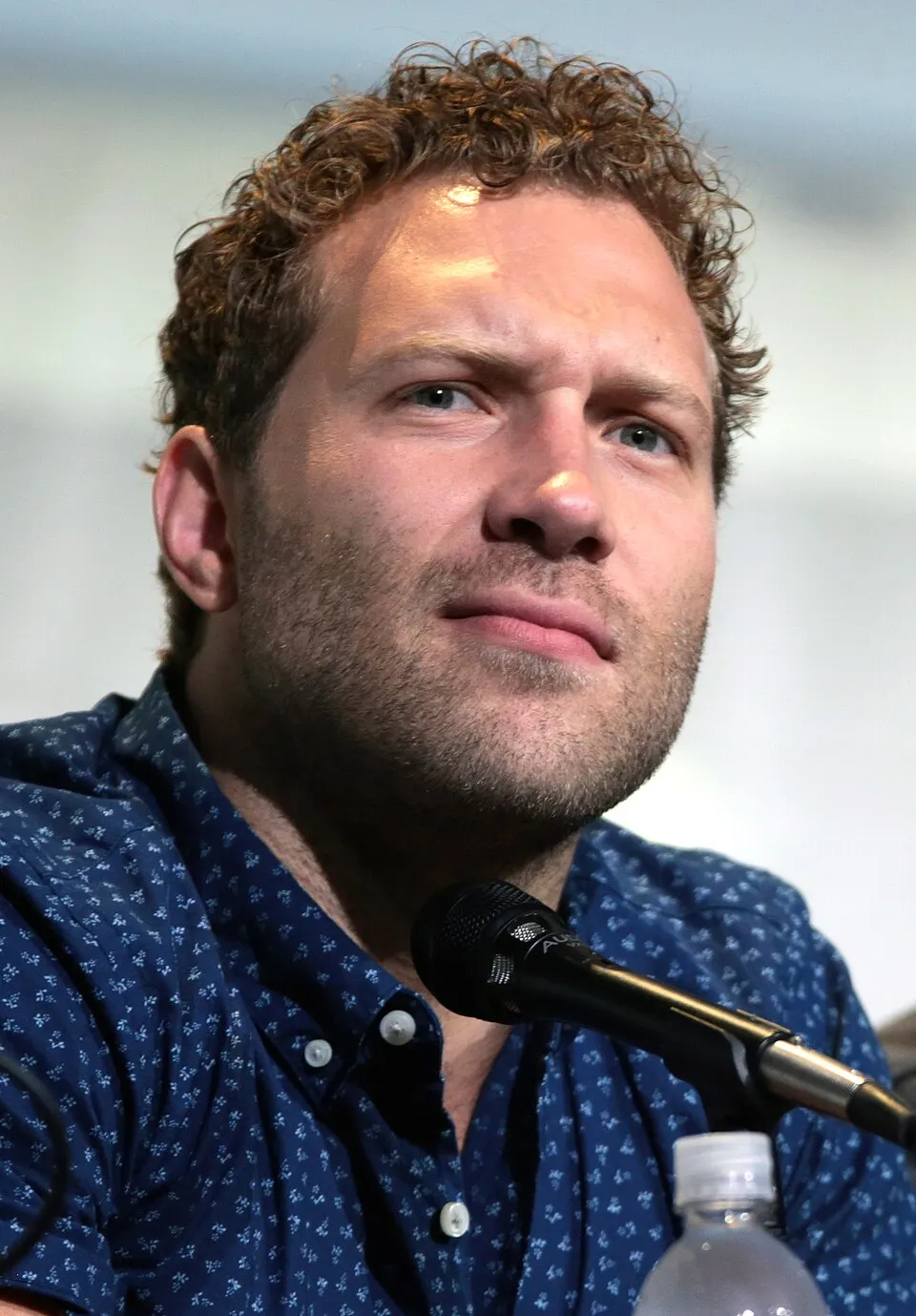Aktor asal Australia Jai Courtney saat menghadiri acara perfilman