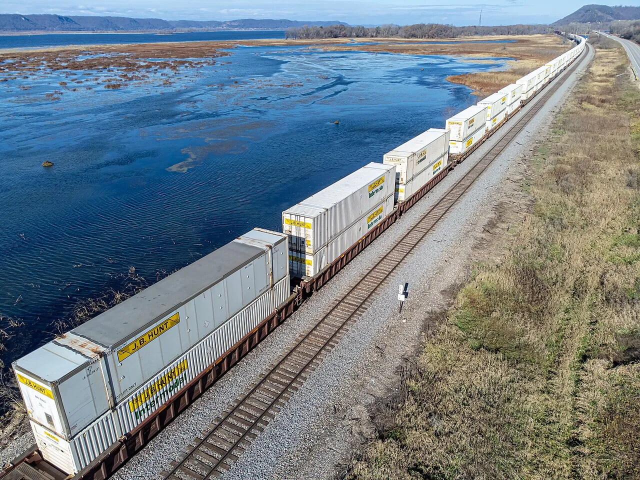 Profil J.B. Hunt Transport Services perusahaan logistik Amerika Serikat