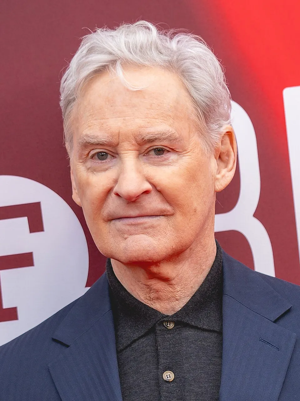 Aktor senior peraih Oscar Kevin Kline saat menghadiri acara perfilman