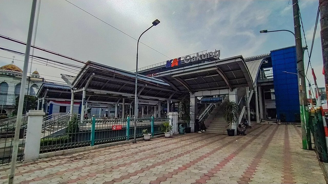 Kota Administrasi Jakarta Timur sebagai wilayah terluas dan berpenduduk terbanyak di DKI Jakarta