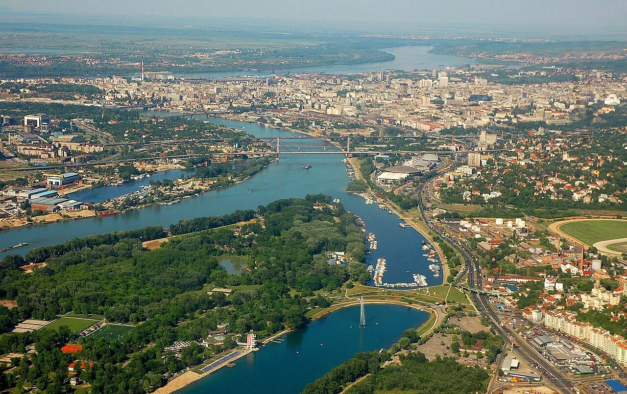 Pemandangan Kota Beograd ibukota Serbia dari ketinggian