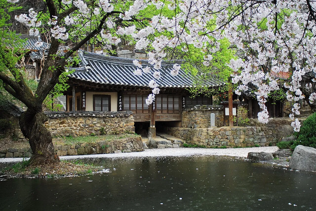 Pemandangan lanskap perkotaan Daejeon sebagai pusat teknologi Korea Selatan